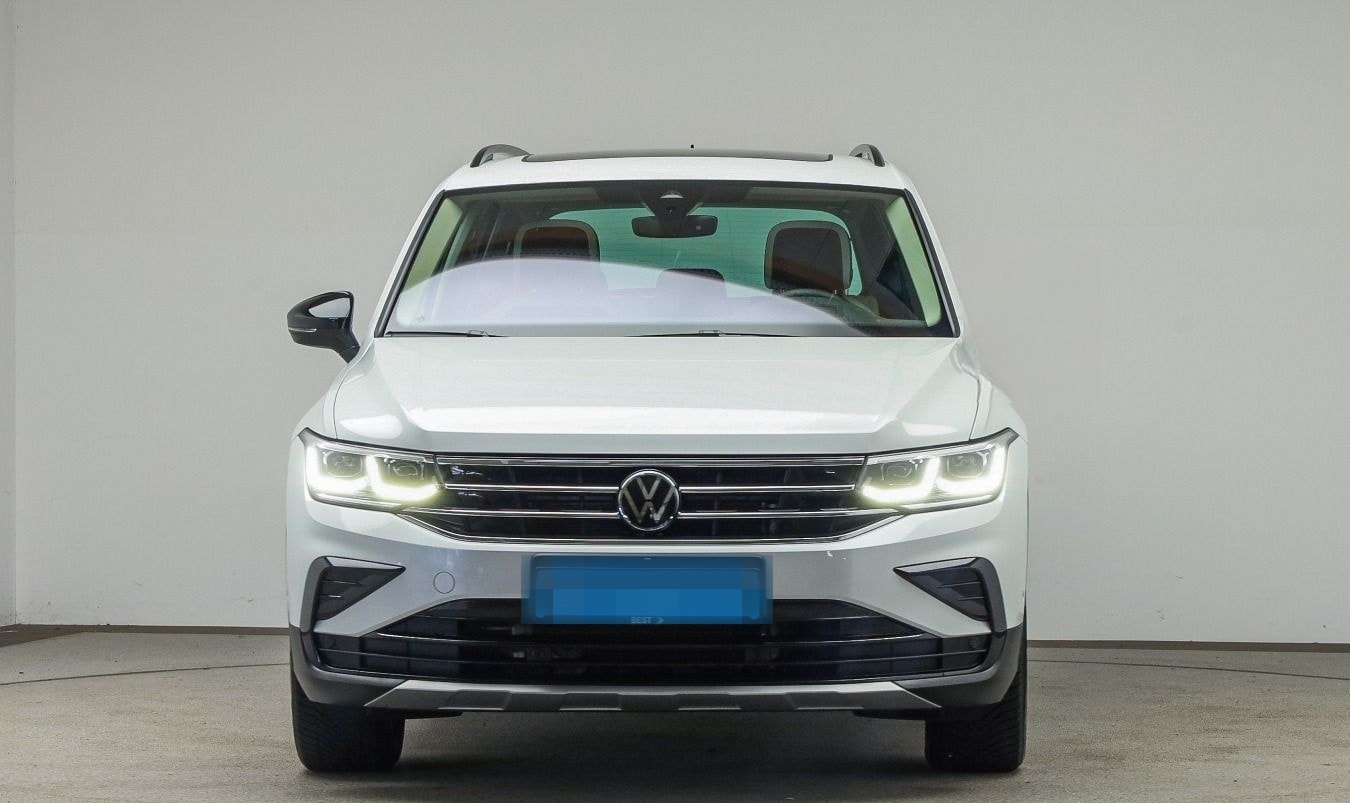 Volkswagen Tiguan 2.0 TDI 4M URBAN SPORT, MATRIX, PANO, AHK foto 5
