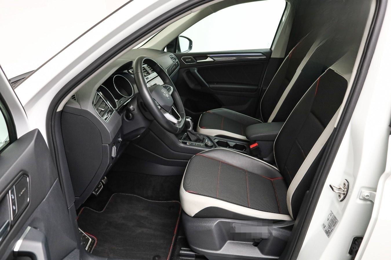 Volkswagen Tiguan 2.0 TDI 4M URBAN SPORT, MATRIX, PANO, AHK foto 9