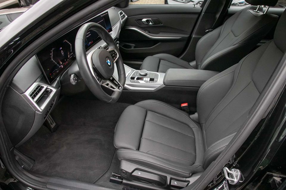 BMW 318i Touring M Sportpaket Autom Navi LED Klima foto 4