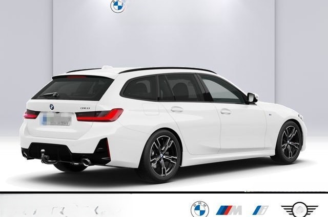 BMW 318i Touring M Sportpaket AHK Navi RfKam Sitzhzg foto 5