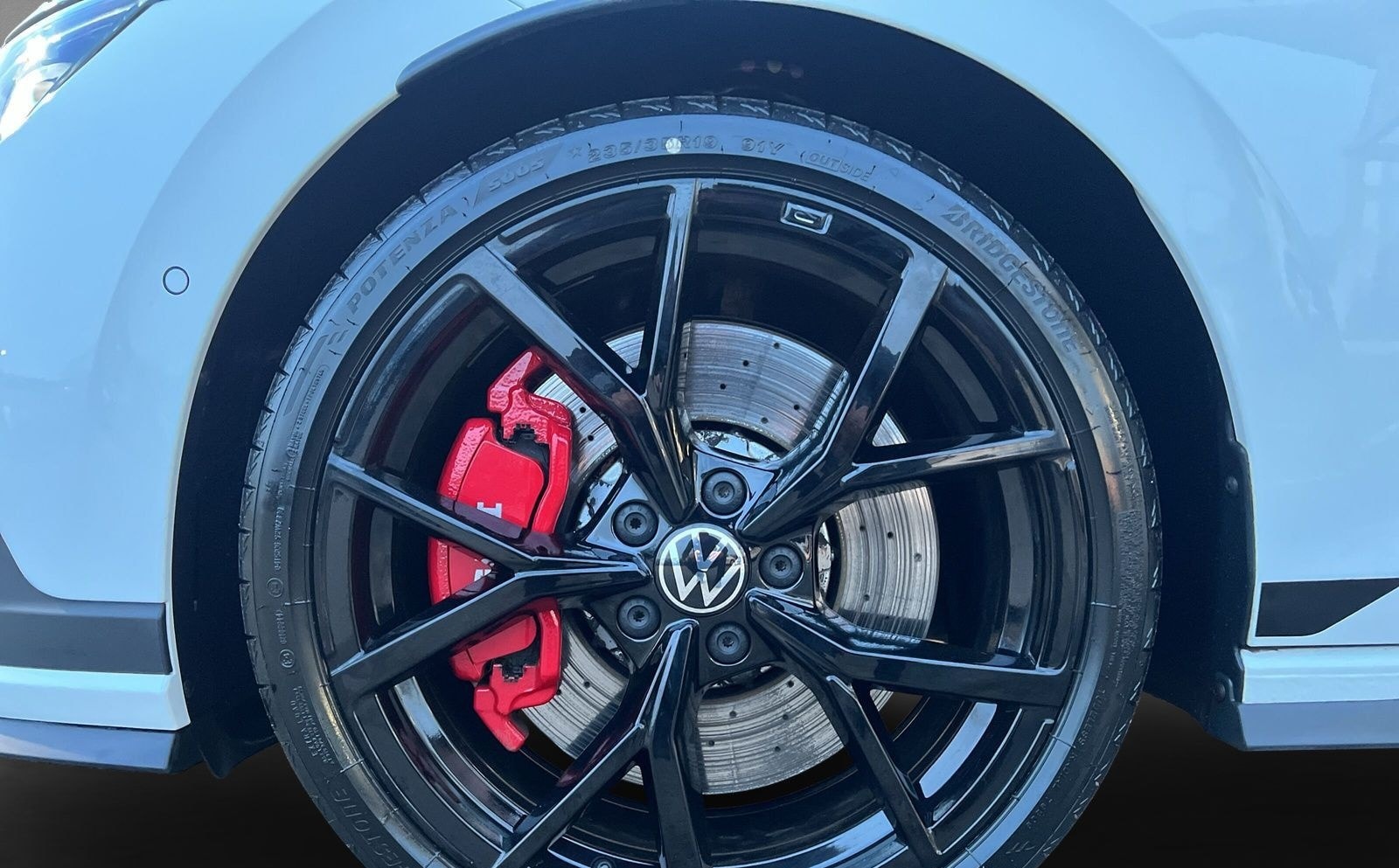 Volkswagen Golf VIII GTI Clubsport 2.0 TSI DSG+MATRIX+HUD foto 6