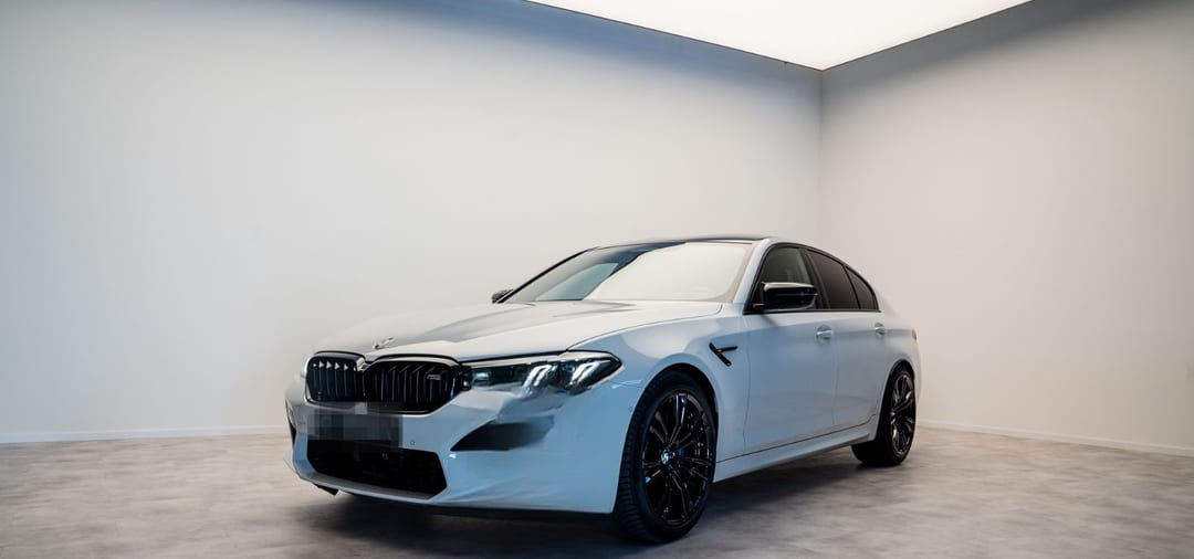 BMW M5 2021