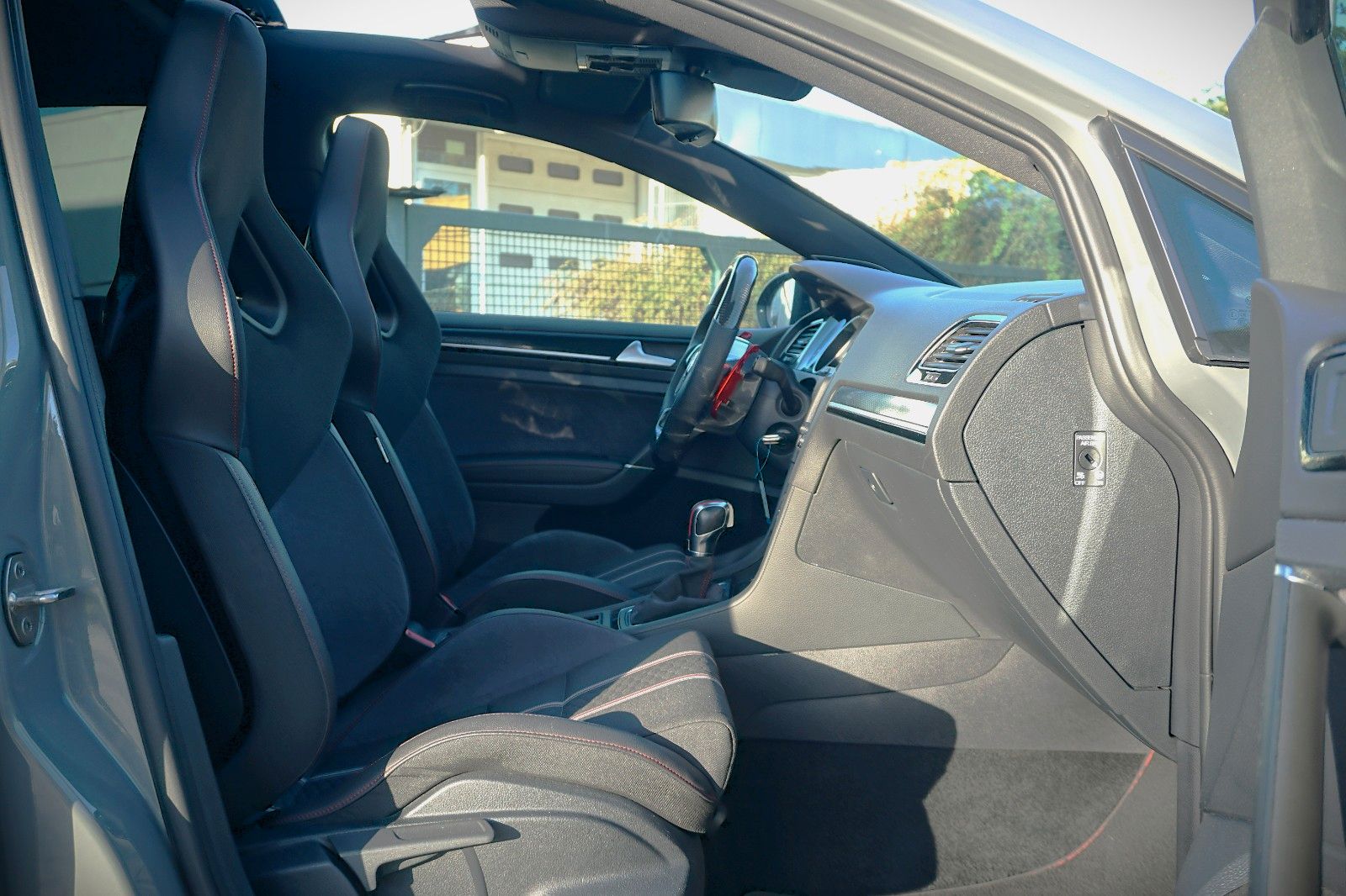 Volkswagen Golf VII Lim. GTI Clubsport / Recaro / Pano/ DCC foto 10