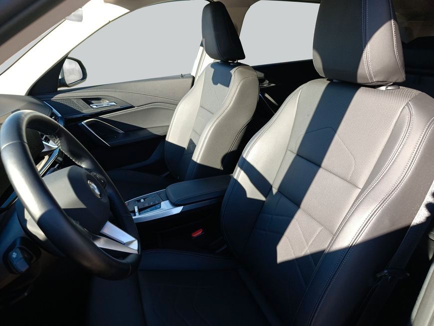 BMW X1 sDrive20i Aut. xLine LED* Head-Up* foto 12