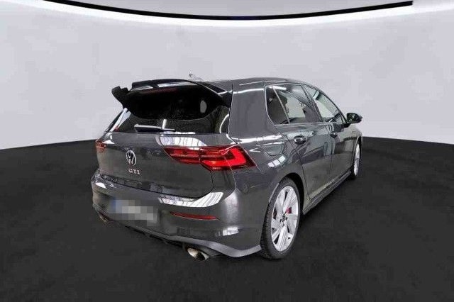 Volkswagen Golf GTI Clubsport 2.0 TSI DSG IQ 19" TITAN-AGA foto 5