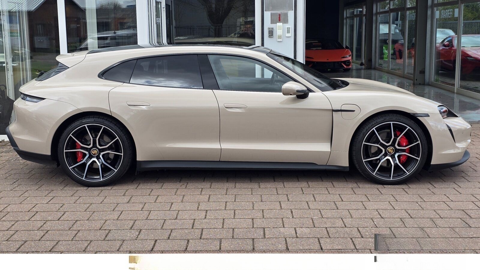 Porsche Taycan 4S Plus Sport Turismo PANO 21" ACC BOSE foto 10