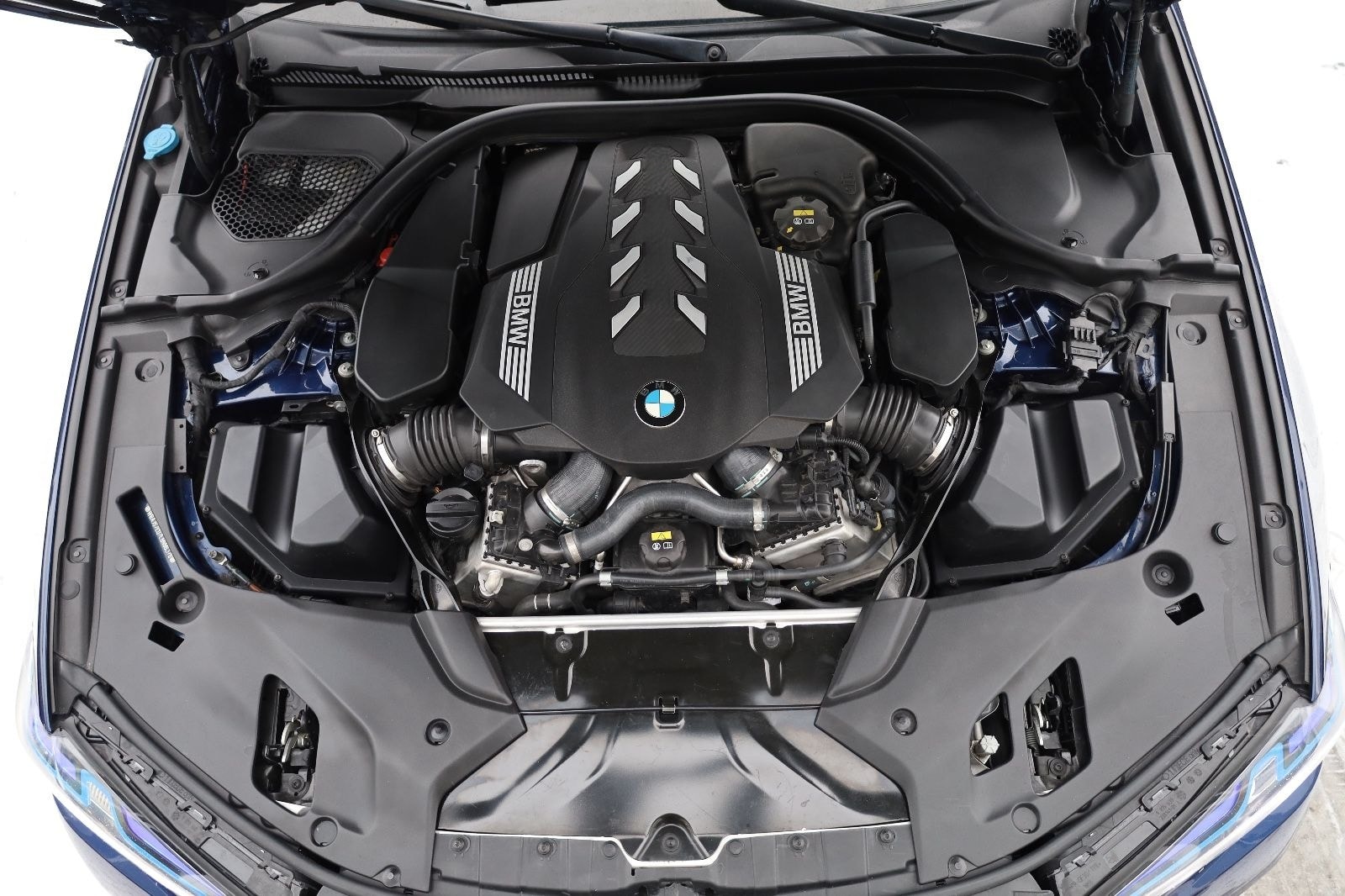 BMW M550i xDrive/HUD/H&K/4xSHZ/LHZ/SBD/LASER/RFK/R20 foto 20