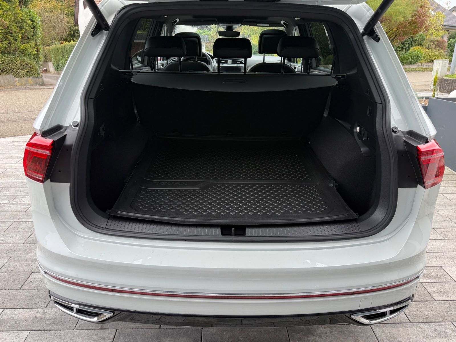 Volkswagen Tiguan Allspace R-Line Pano ActiveDsp HeadUp foto 21
