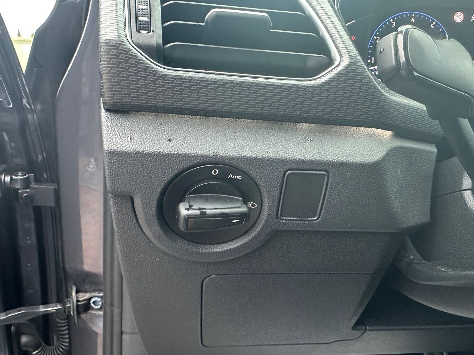 Volkswagen T-Cross 1.5 TSI DSG R-LINE*VIRTUAL*R-CAM*ACC*NAV foto 21