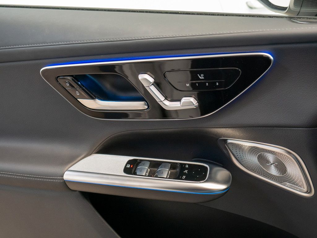 Mercedes-Benz GLC 300 de 4M Coupé AMG Sport Premium+ AHK Distr foto 17