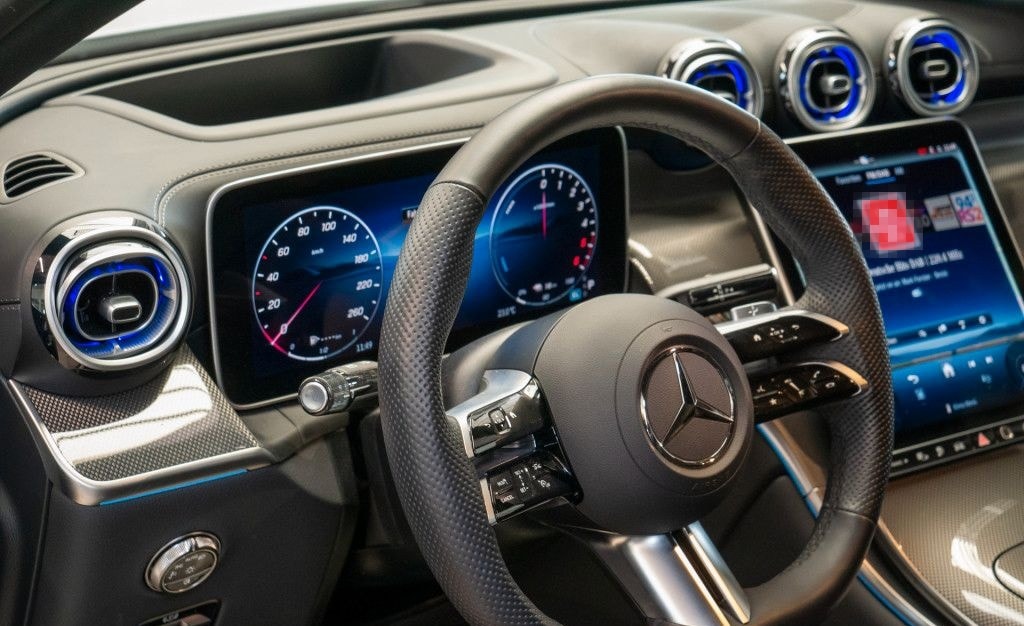 Mercedes-Benz GLC 300 de 4M Coupé AMG Sport Premium+ AHK Distr foto 18