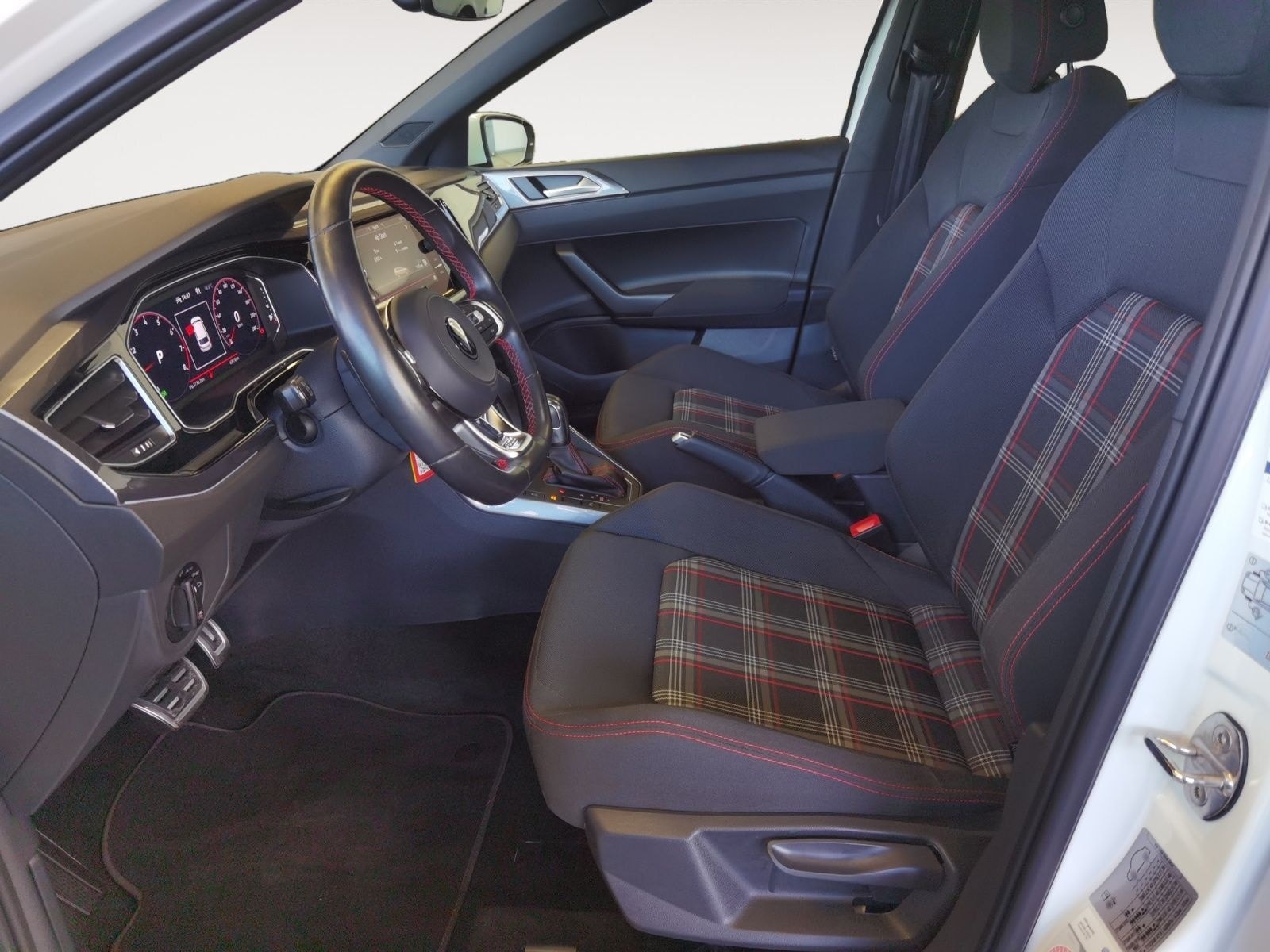 Volkswagen Polo VI 2.0 TSI DSG GTI *LED*App-Connect*Sitzhei foto 10