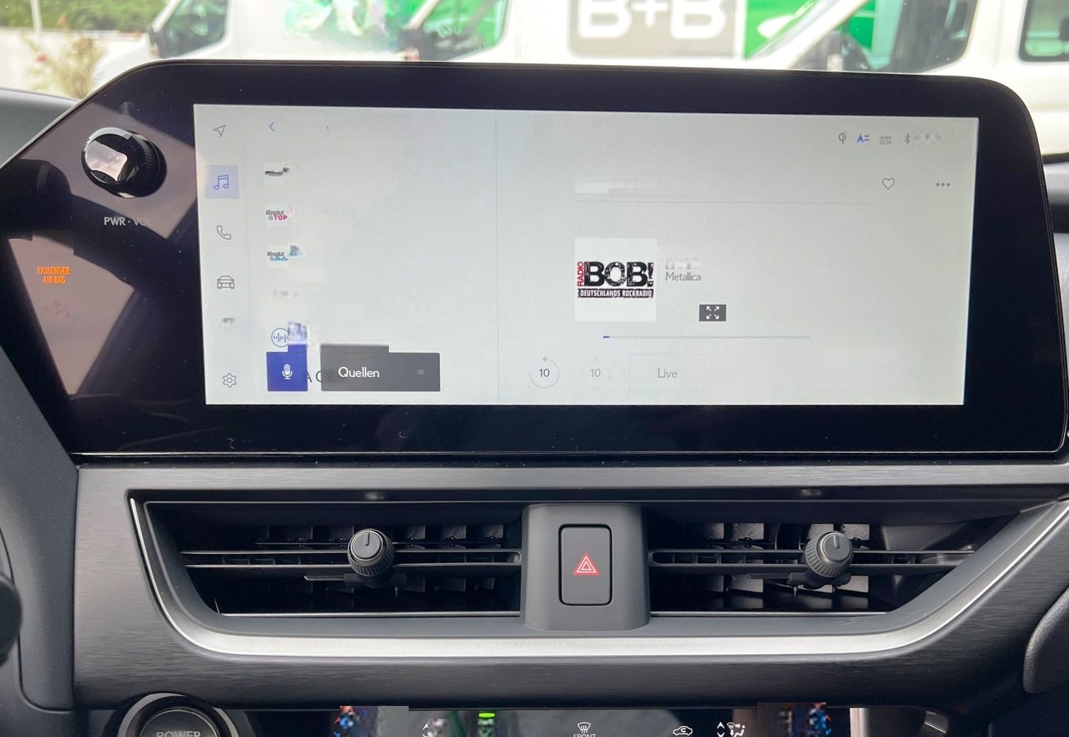 Lexus UX 250H F Sport Leder Kamera SHZ foto 11