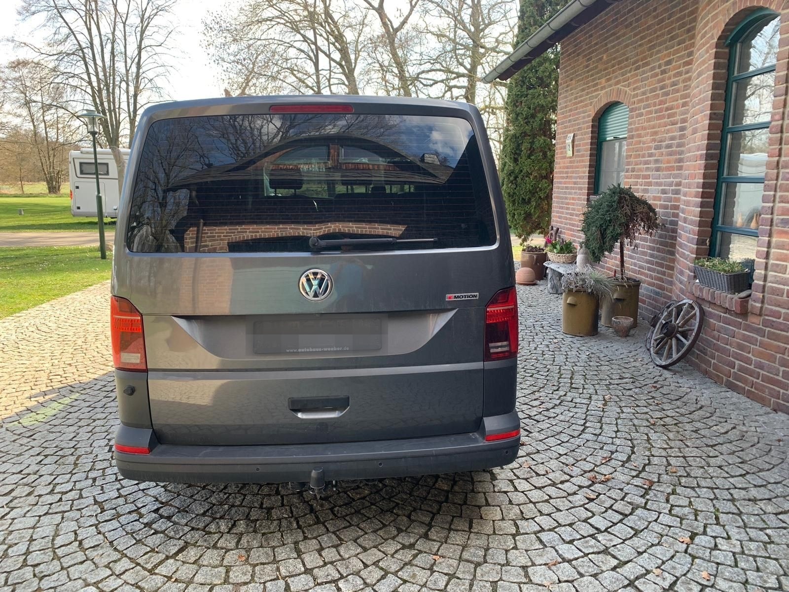 Volkswagen T6.1 Transporter 4 MOTION/LED/NAVI/ACC/DSG/AHK foto 5