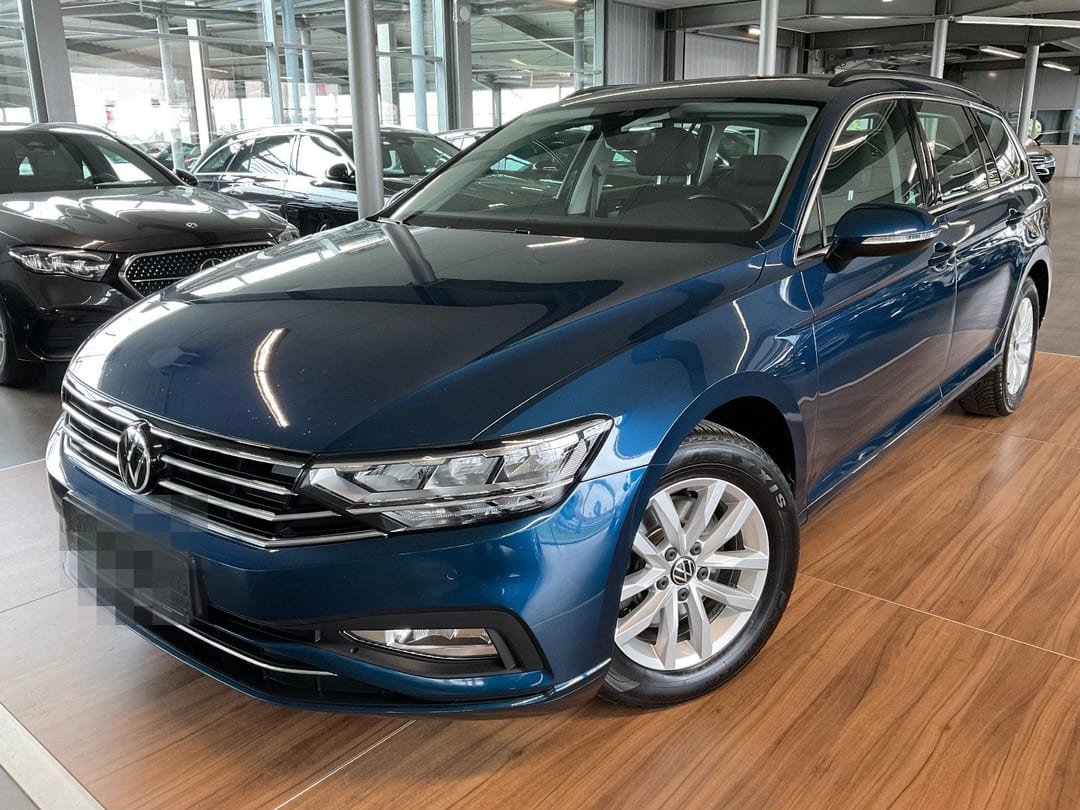 Volkswagen Passat Variant 2.0 TDI Business SPUR 2022