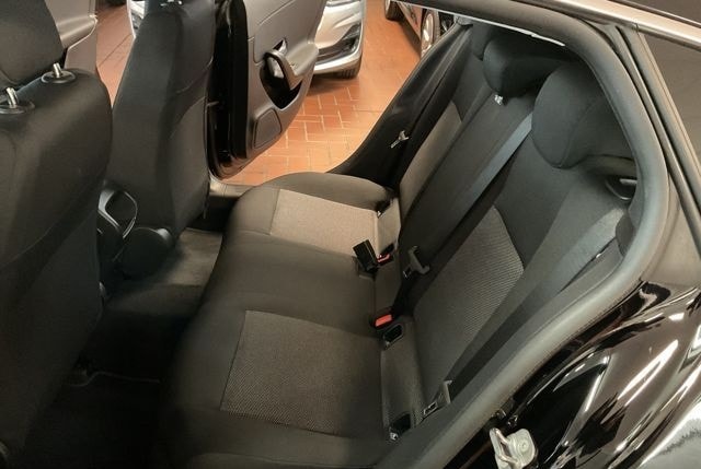 Mercedes-Benz CLA 180 Shooting Brake Navi,Rückfahrkamera,MBUX foto 11