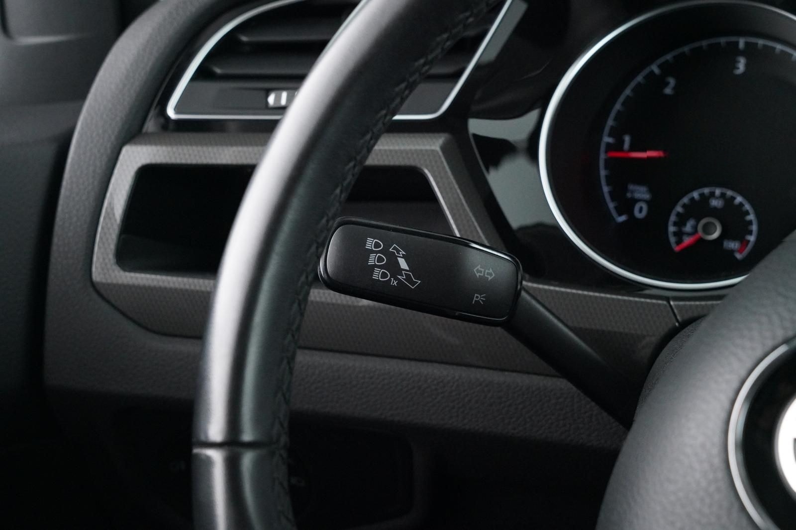 Volkswagen TOURAN IQ DRIVE 1.6TDI 1.HAND+SCHWENKBARE AHKuvm foto 18