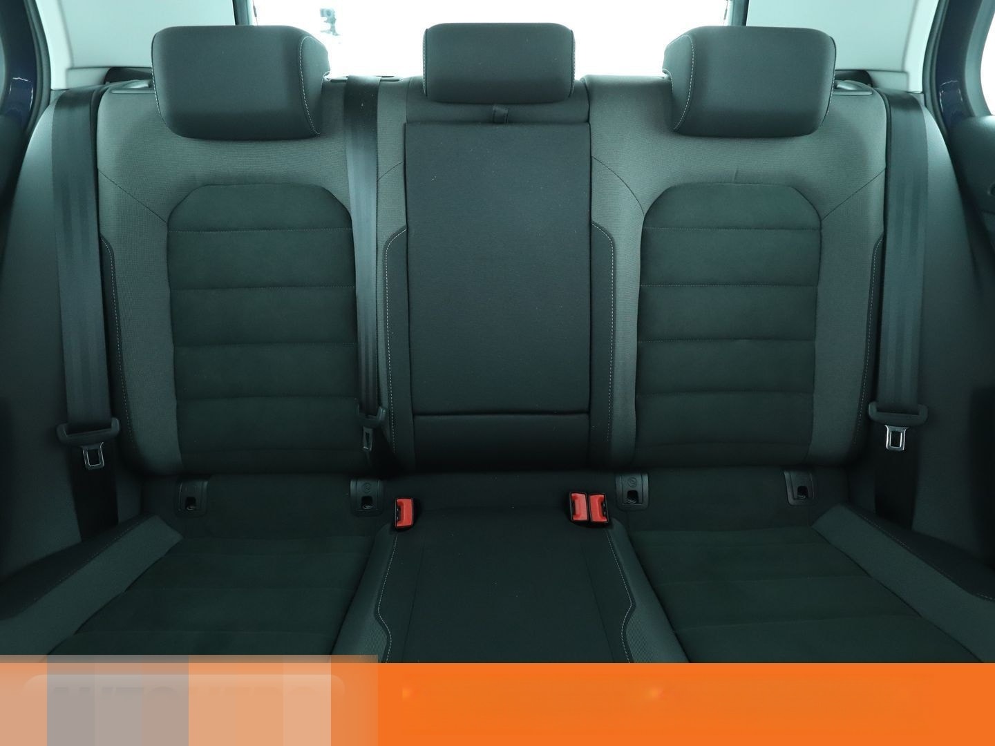 Volkswagen Golf VII 2.0 TDI Highline BMT*NAVI*LED*PDC*SHZ* foto 16