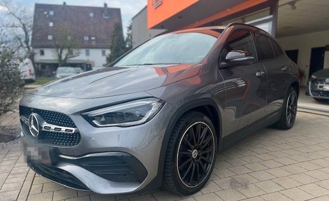 Mercedes-Benz GLA 220 d AMG 2023