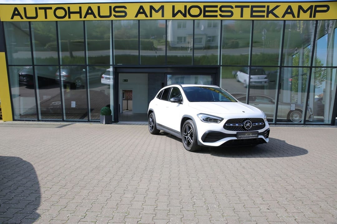 Mercedes-Benz GLA 200 2021