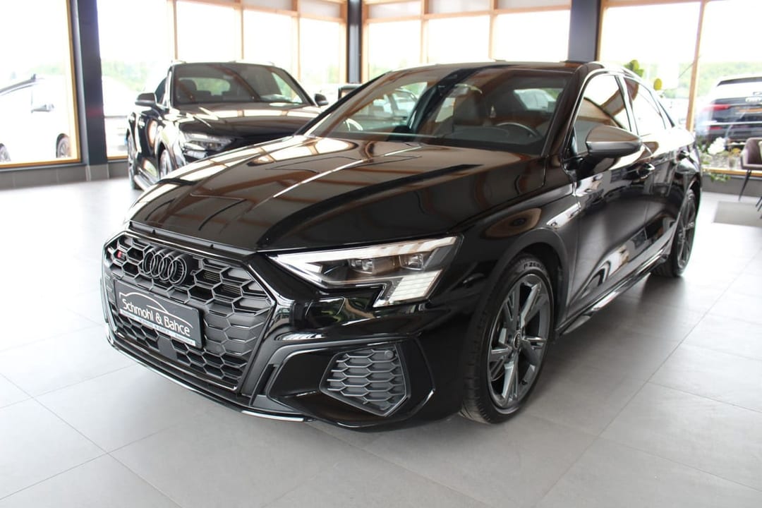 Audi S3 Lim. 2.0 TFSI quattro 2024