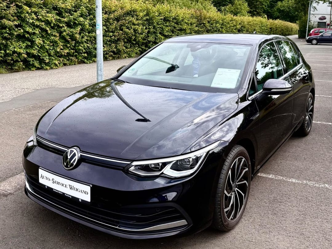 Volkswagen Golf VIII Lim1.5 Style Panorama-Dach 2020