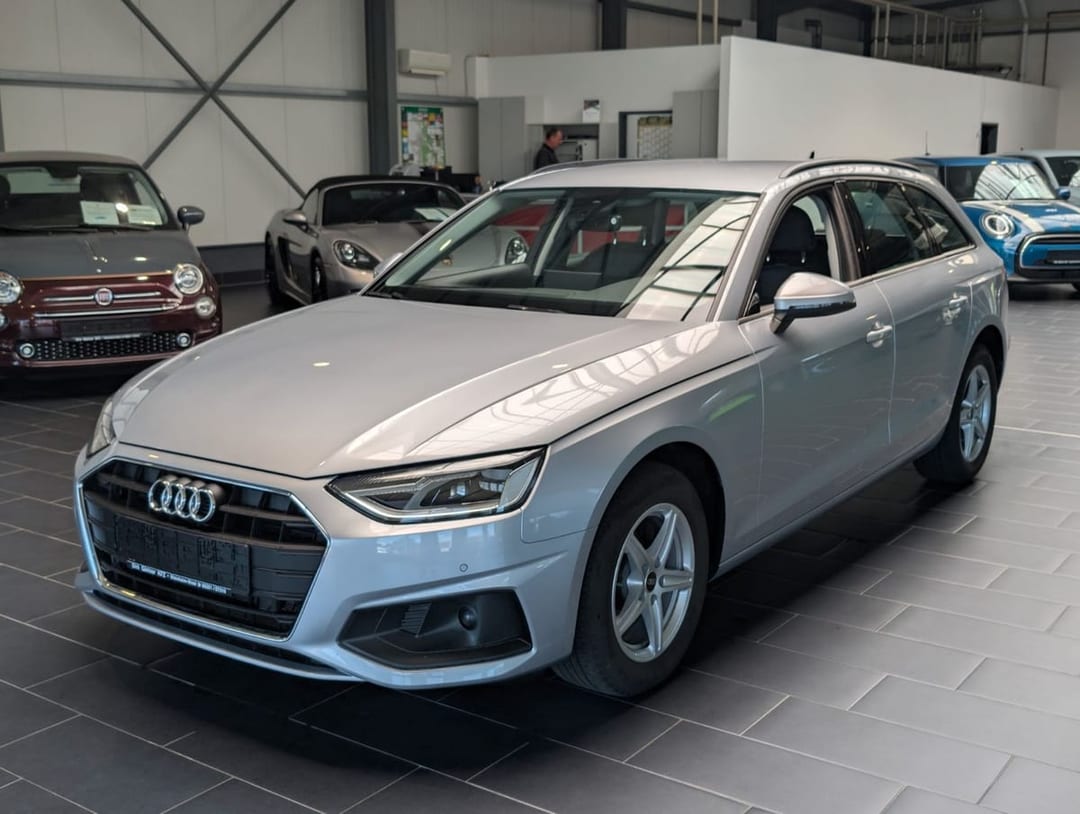 Audi A4 Avant 30 TDI S tronic 2022