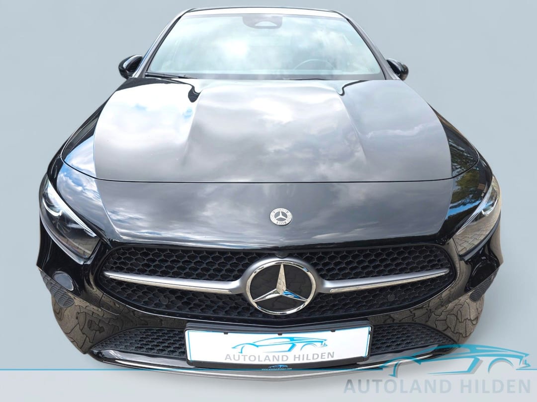 Mercedes-Benz A 200d 8G-DCT 2.0 2023