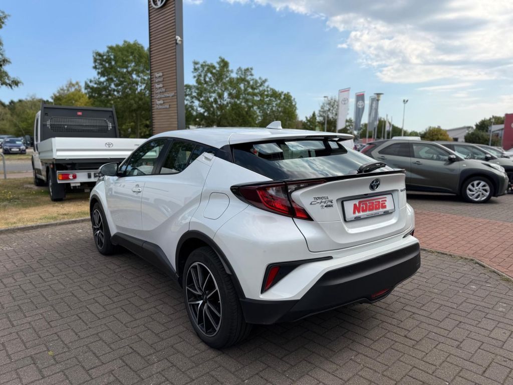 Toyota C-HR de 2022 importado de Alemania, en el catálogo de Coches1