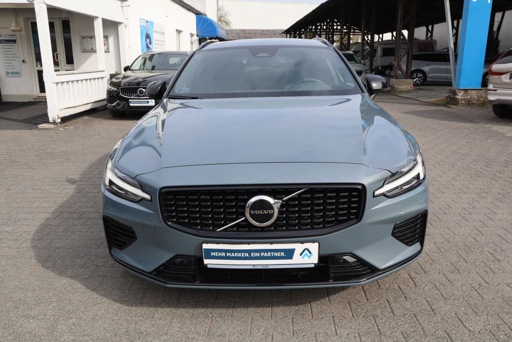 Volvo V60 de 2023 importado de Alemania, en el catálogo de Coches1
