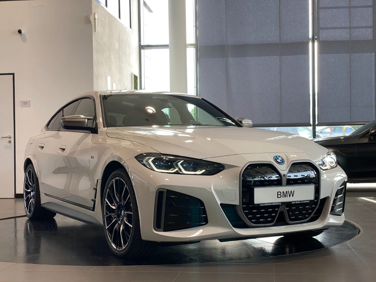 BMW i4 de 2023 importado de Alemania, en el catálogo de Coches1