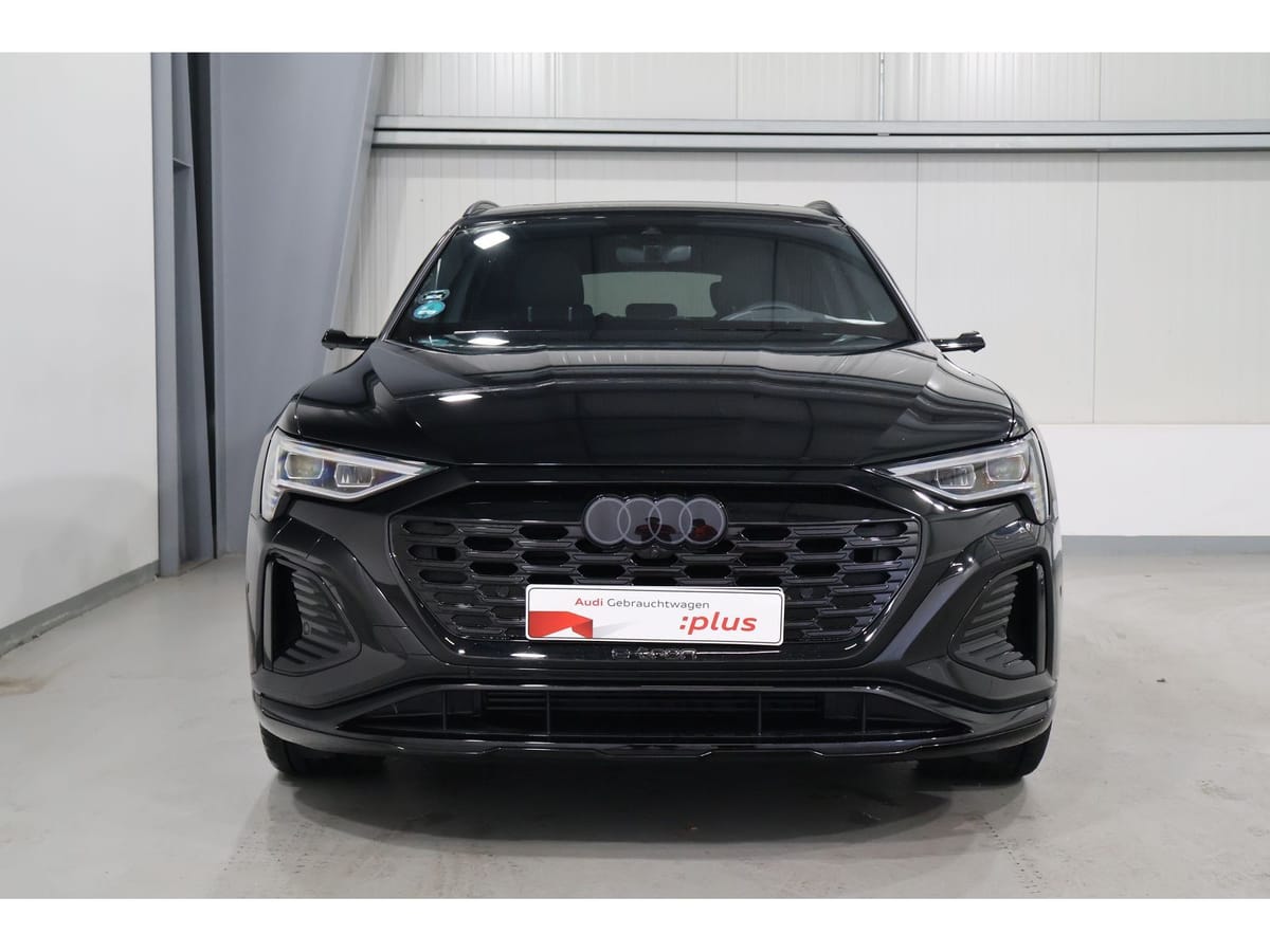 Audi Q8 de 2023 importado de Alemania, en el catálogo de Coches1