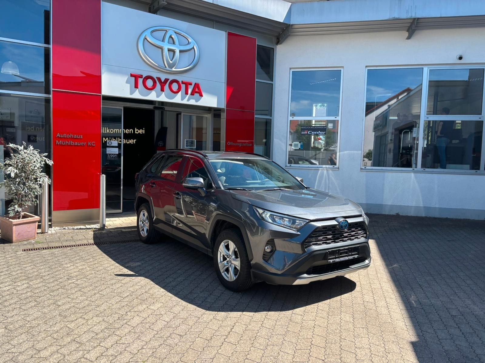 Toyota RAV 4 de 2021 importado de Alemania, en el catálogo de Coches1