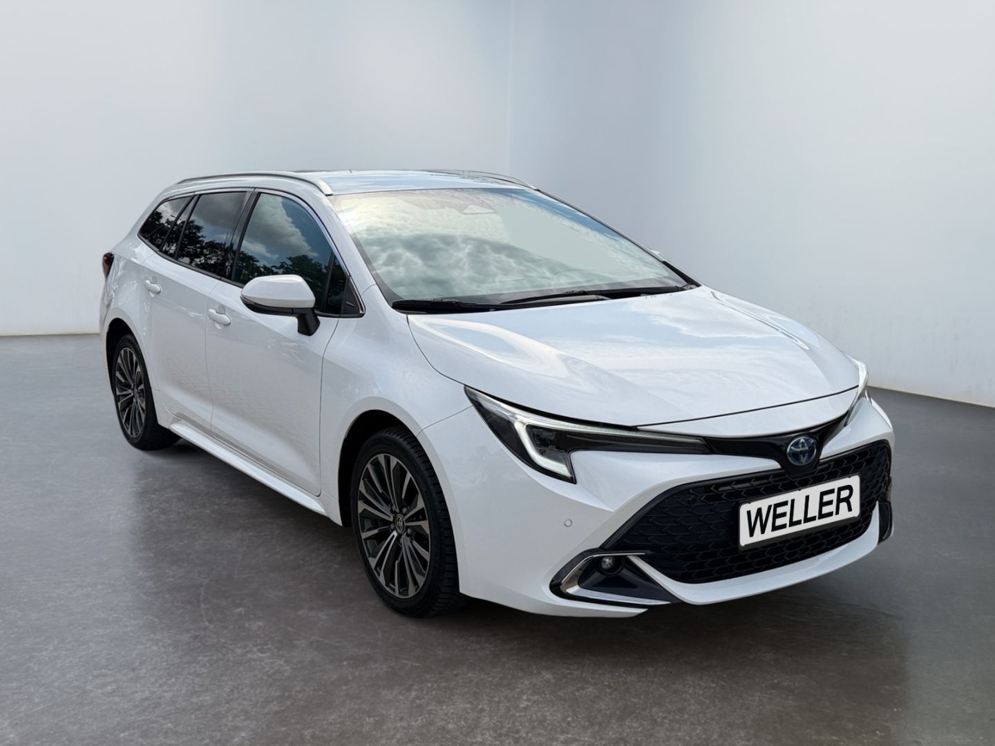 Toyota Corolla de 2024 importado de Alemania, en el catálogo de Coches1